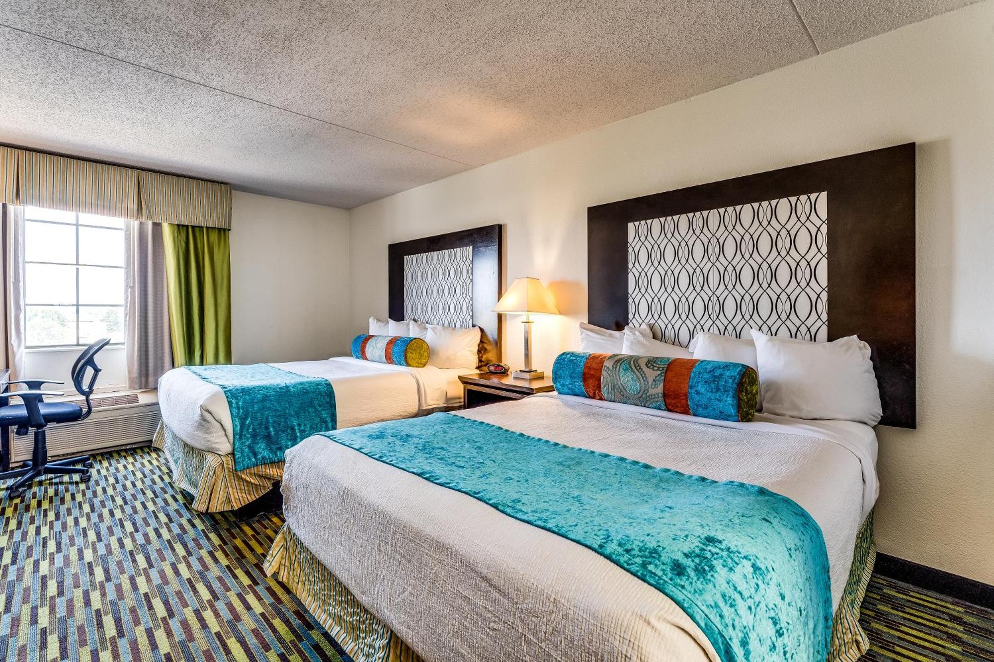 Hotel Wyndham Garden Wichita Downtown Exteriér fotografie